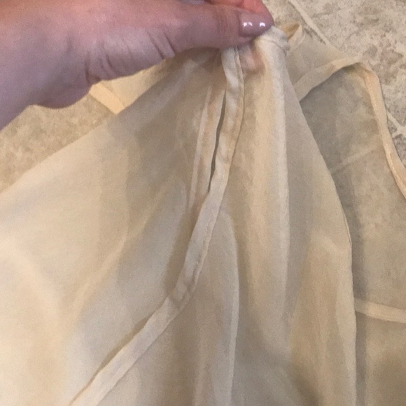 😎🥰3 for 20! Sheer cream wrap tank - Picture 3 of 3